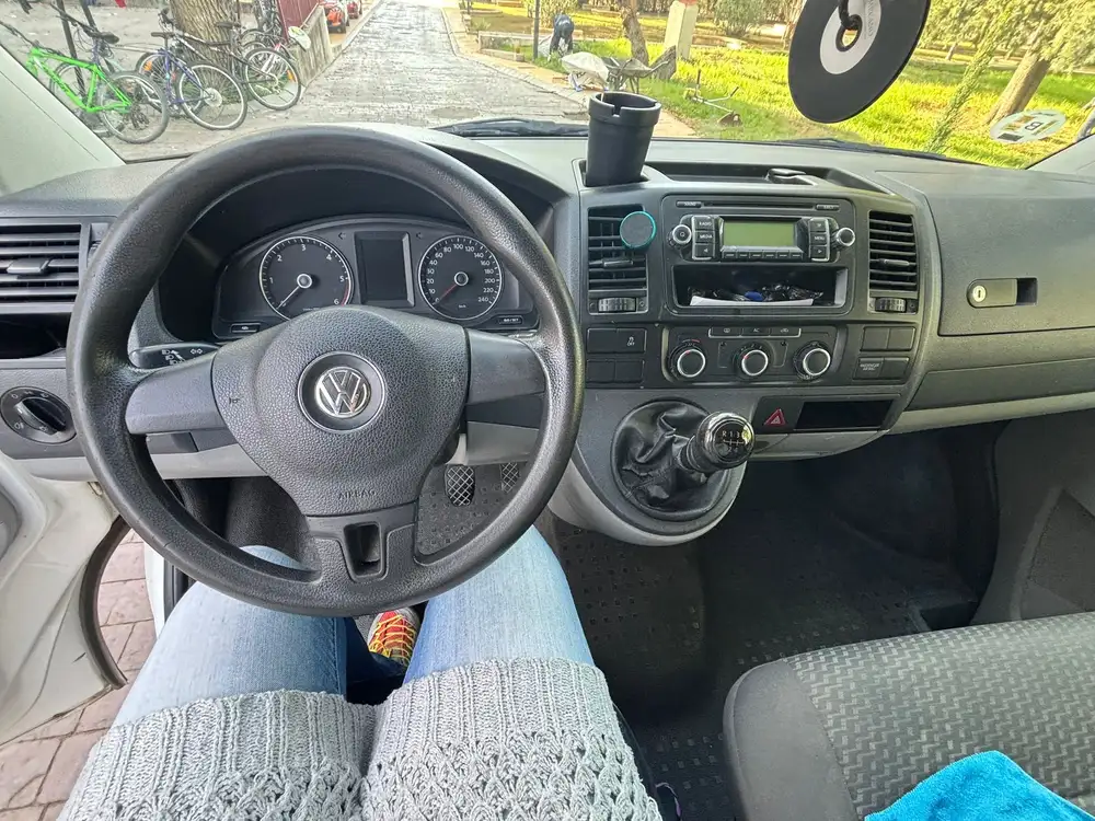 VOLKSWAGEN transporter