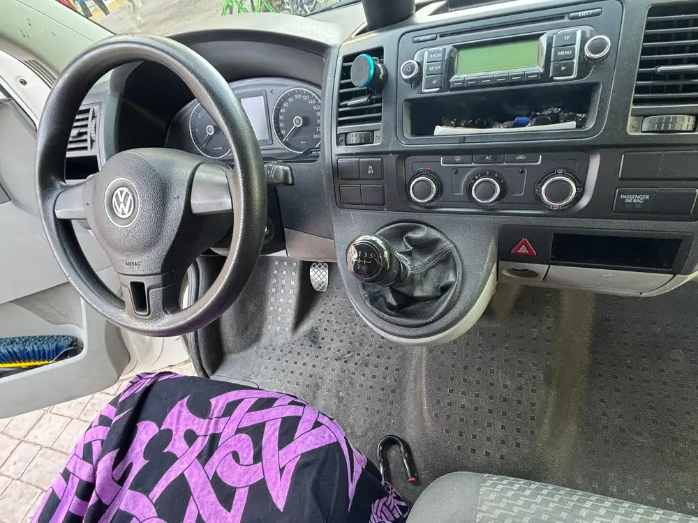 VOLKSWAGEN transporter