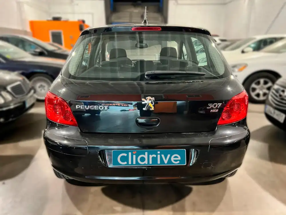 PEUGEOT 307