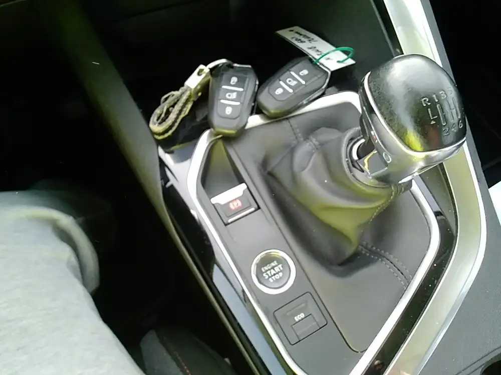 PEUGEOT 3008 - Foto 10 | Clidrive