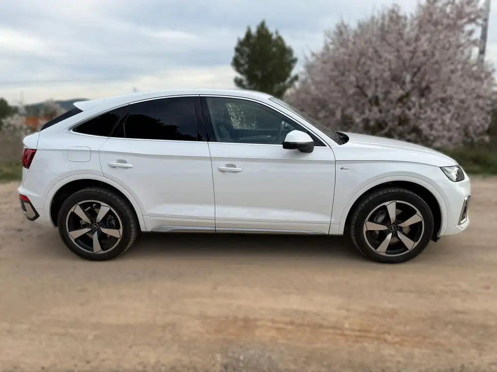 AUDI q5 sportback
