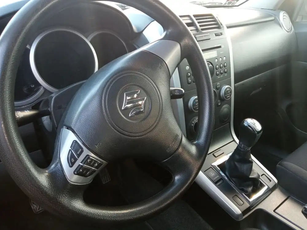 SUZUKI grand vitara