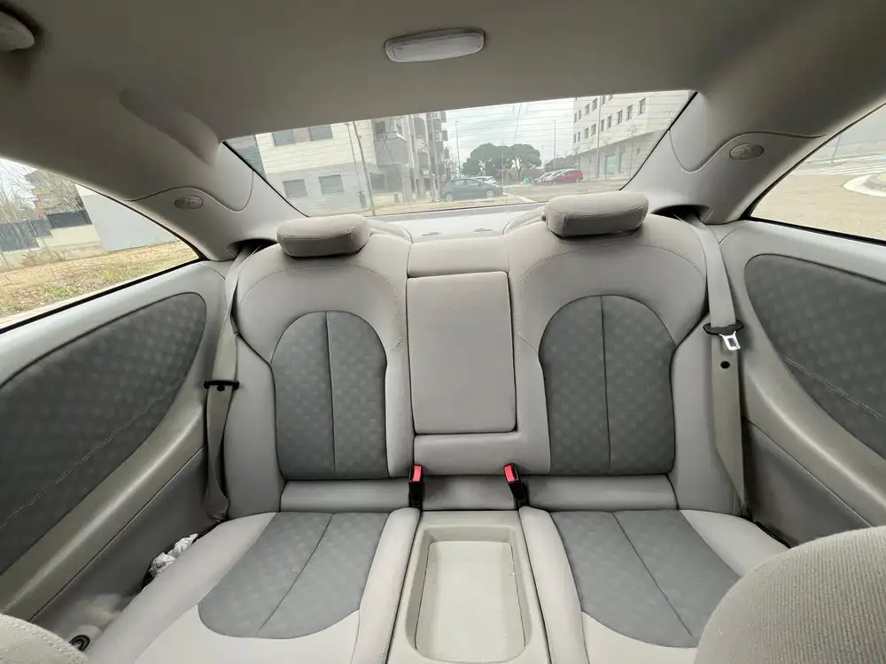 MERCEDES clase clk