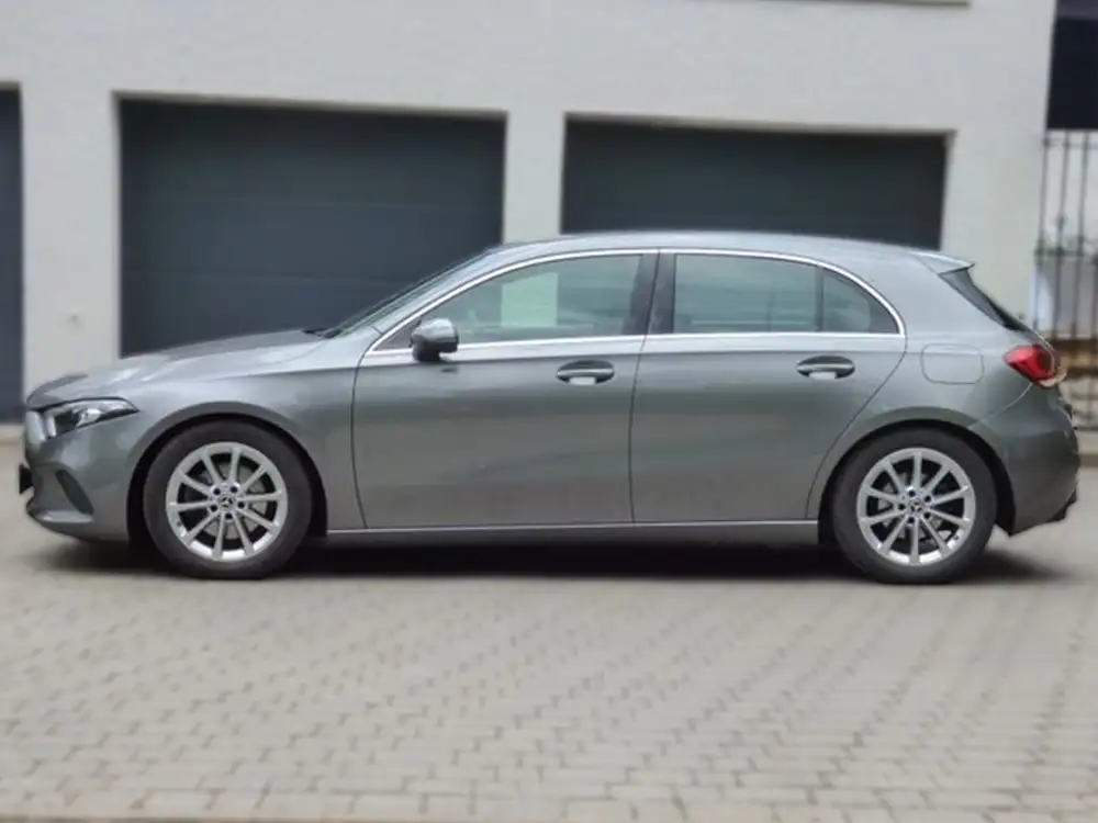 MERCEDES clase a - Foto 7 | Clidrive