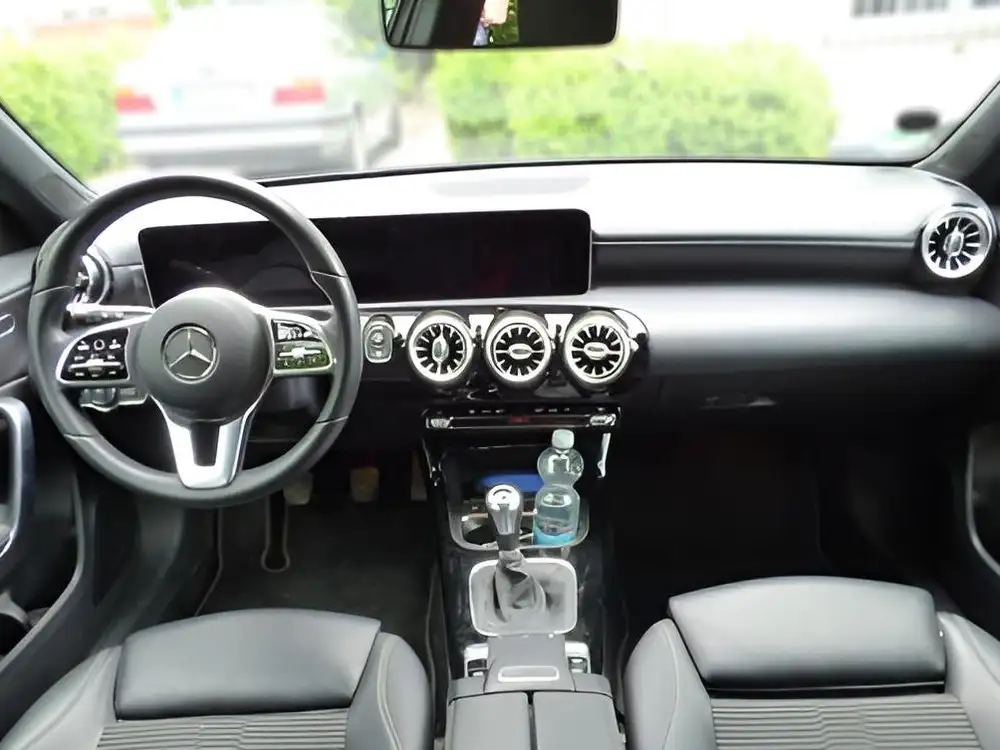 MERCEDES clase a - Foto 8 | Clidrive