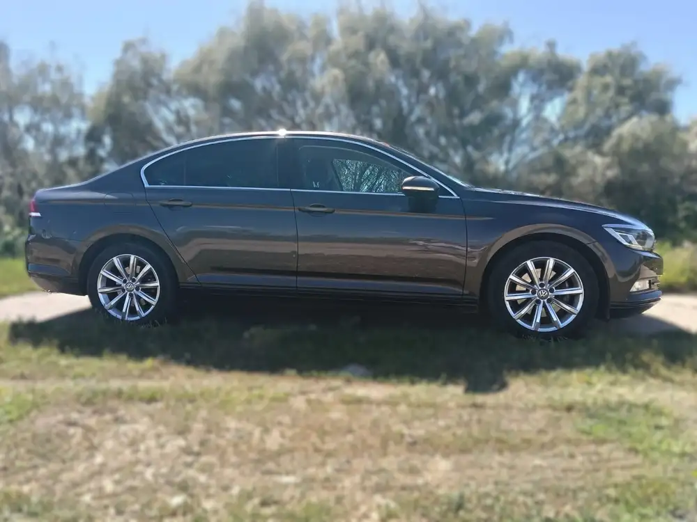 VOLKSWAGEN passat - Foto 4 | Clidrive