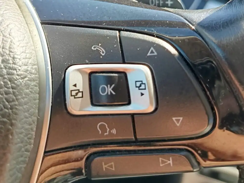 VOLKSWAGEN passat - Foto 8 | Clidrive