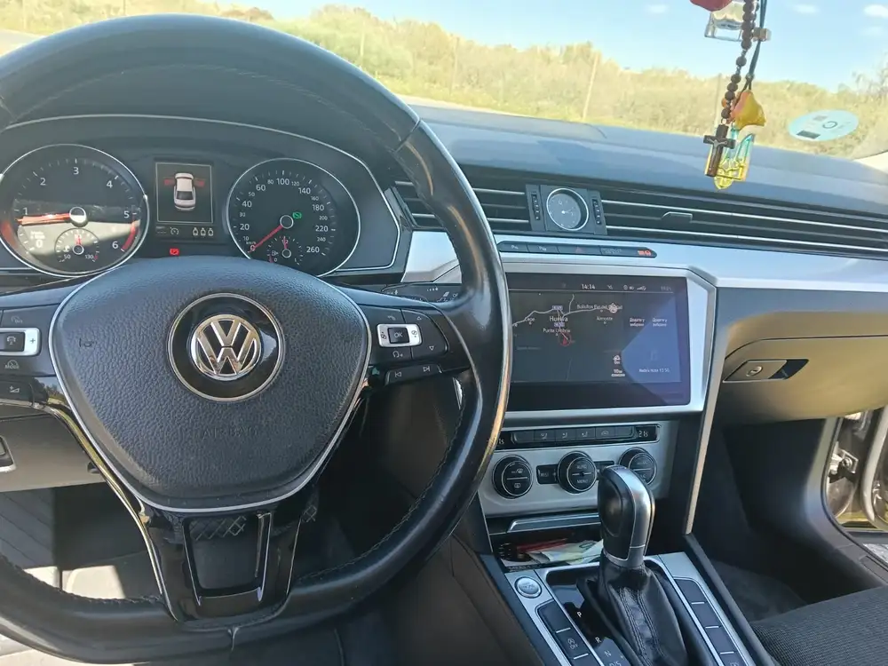 VOLKSWAGEN passat - Foto 10 | Clidrive