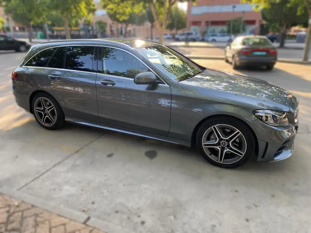 MERCEDES clase c