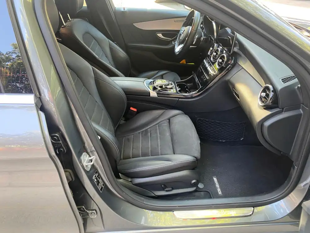 MERCEDES clase c