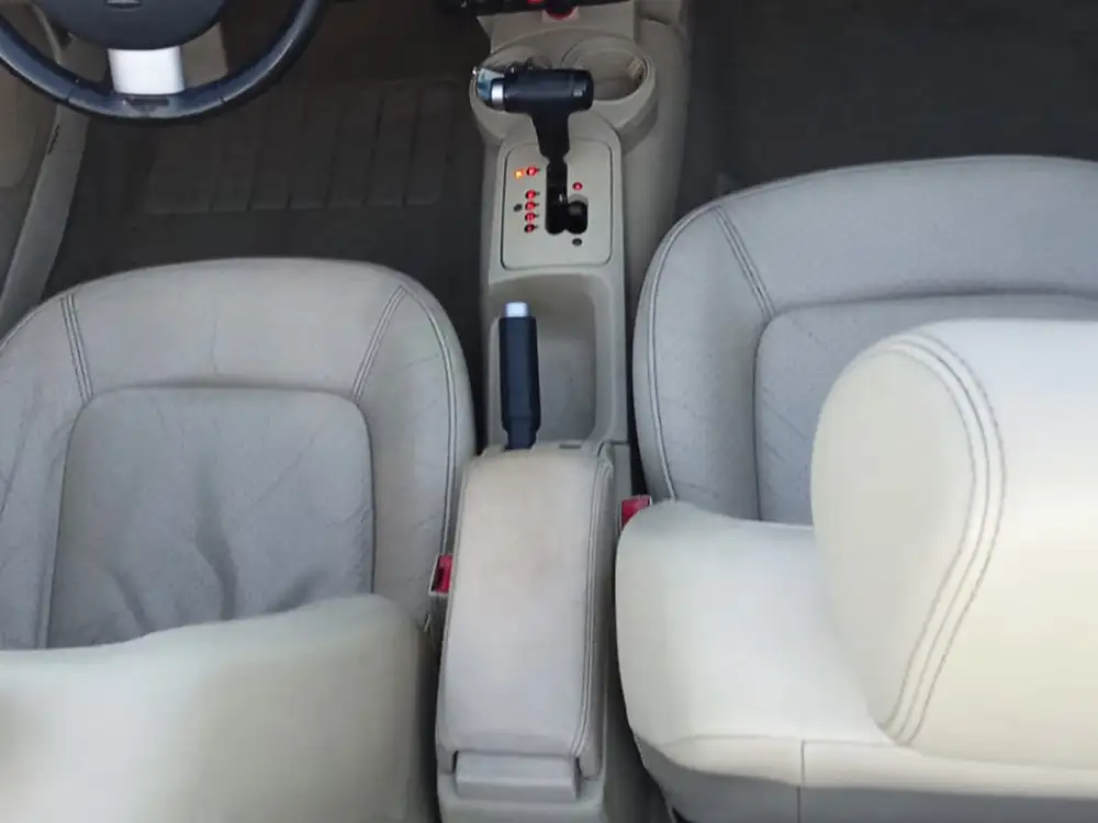 VOLKSWAGEN new beetle