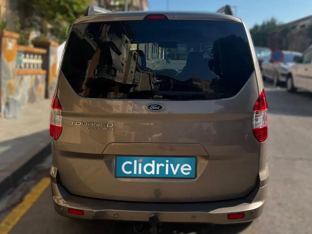 FORD tourneo