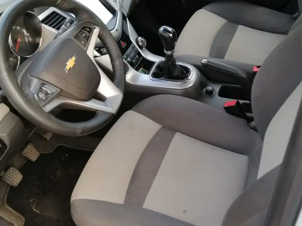 CHEVROLET cruze