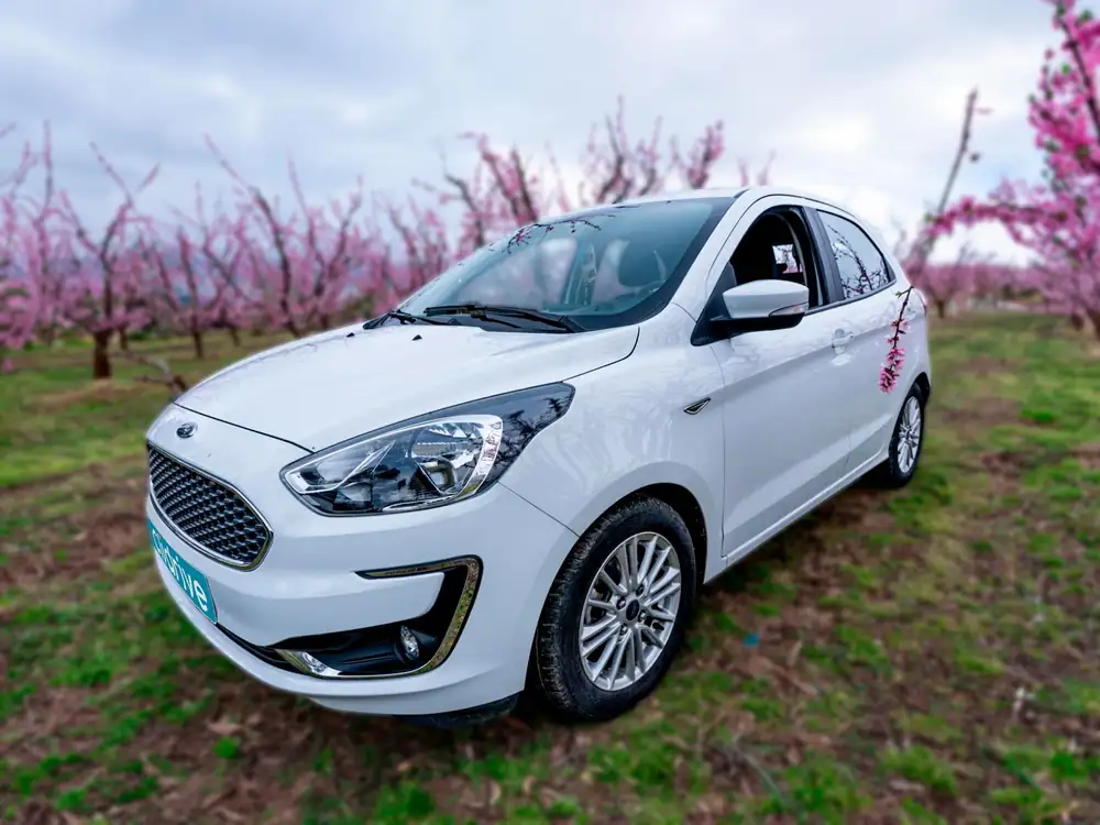 FORD ka+