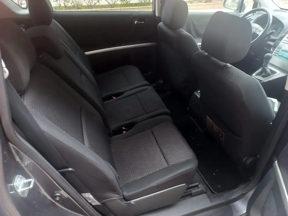 TOYOTA corolla verso