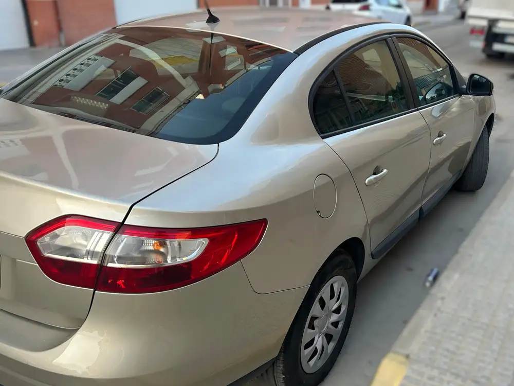 RENAULT fluence