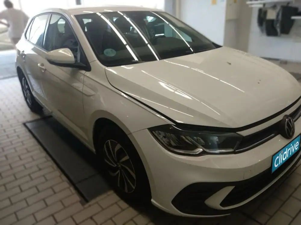 VOLKSWAGEN polo