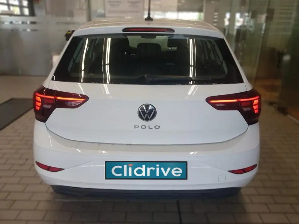 VOLKSWAGEN polo