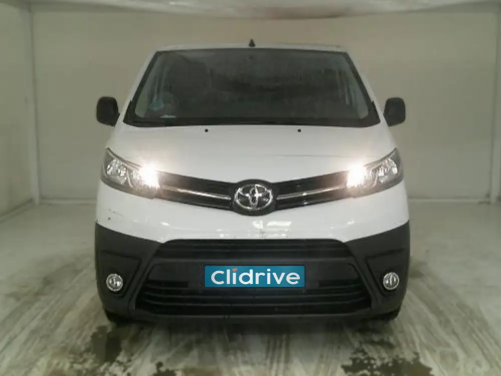 TOYOTA proace