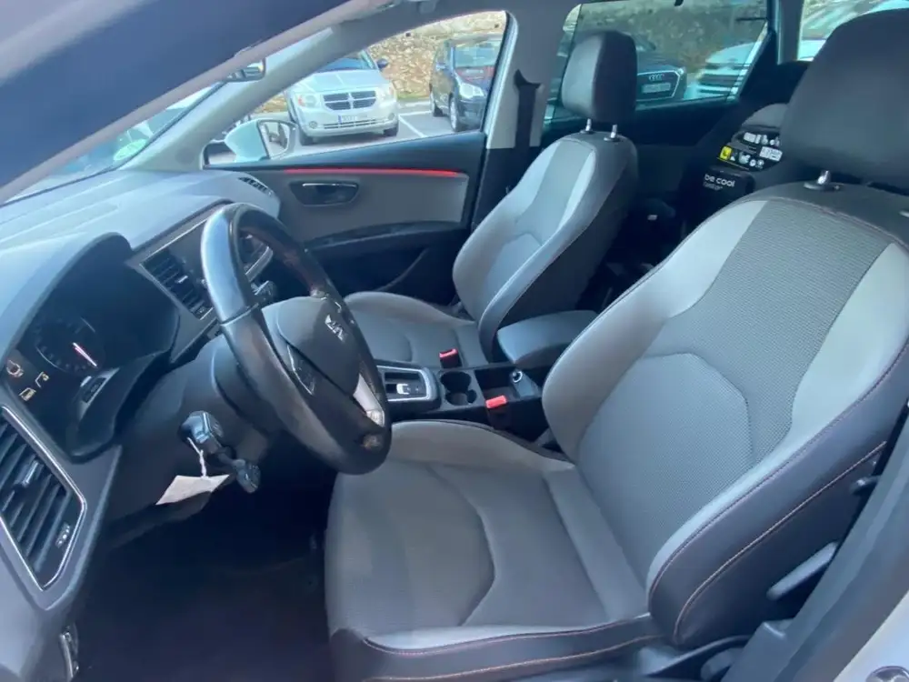 SEAT león