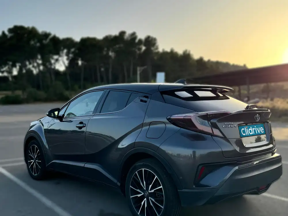 TOYOTA c-hr
