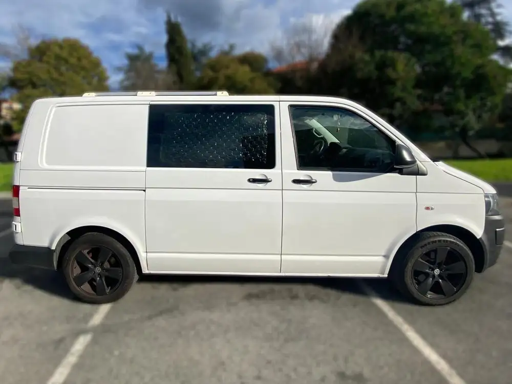 VOLKSWAGEN transporter