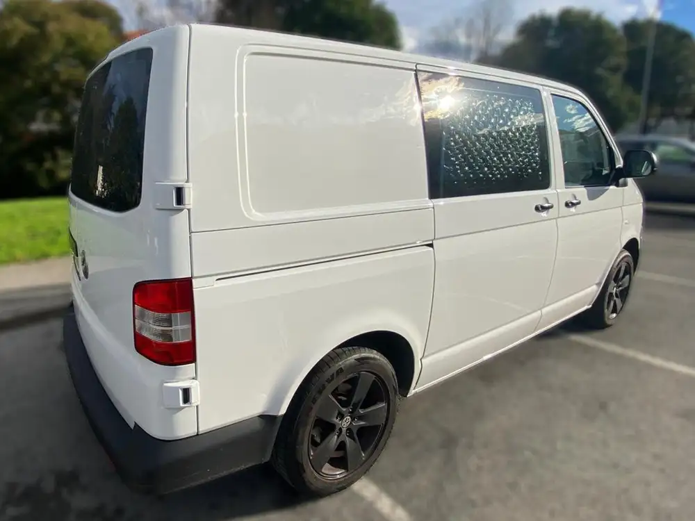 VOLKSWAGEN transporter