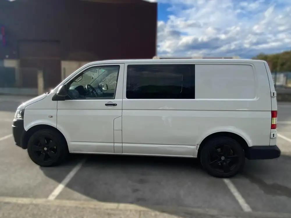 VOLKSWAGEN transporter