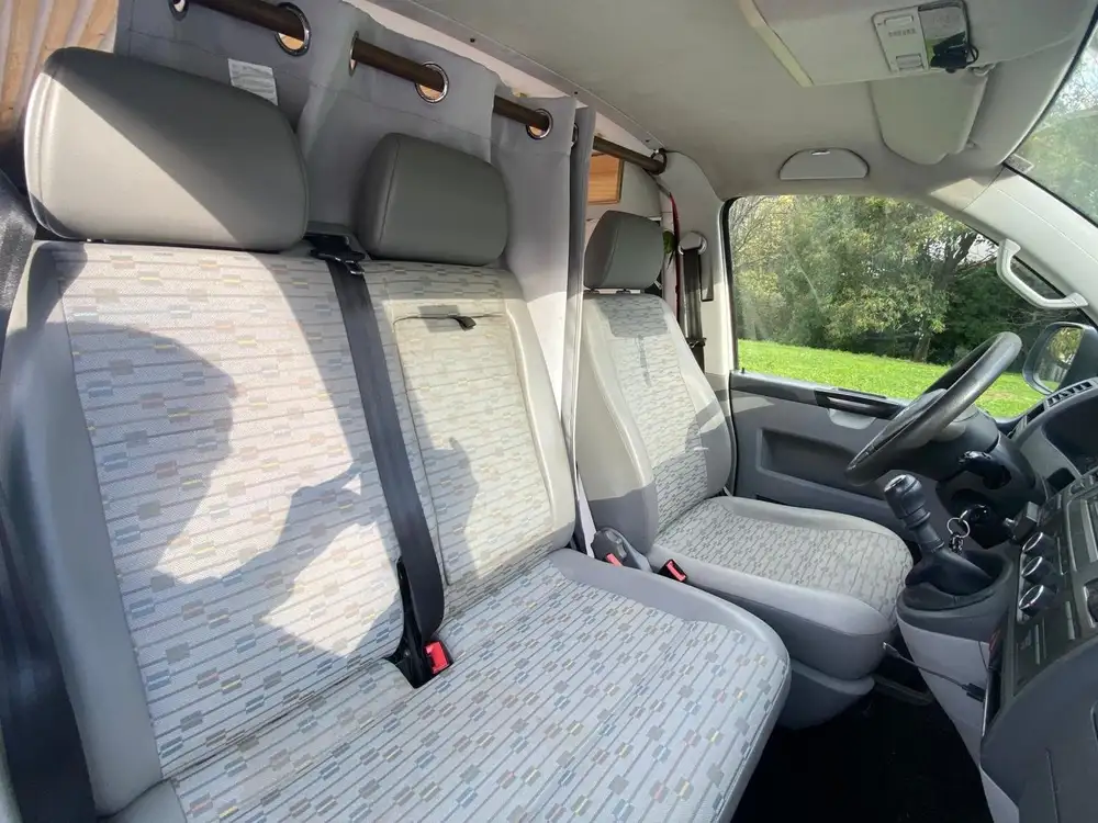 VOLKSWAGEN transporter