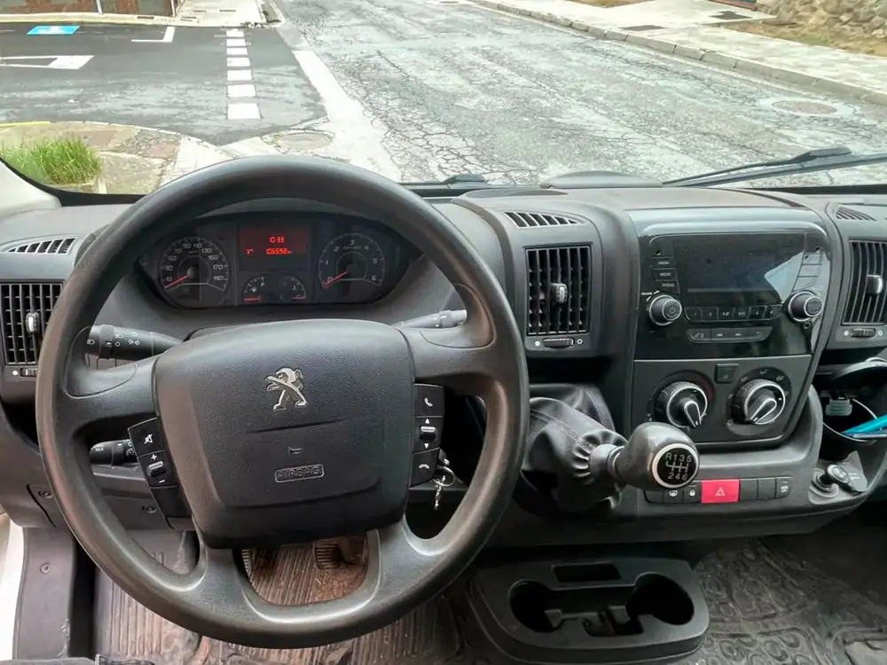 PEUGEOT boxer