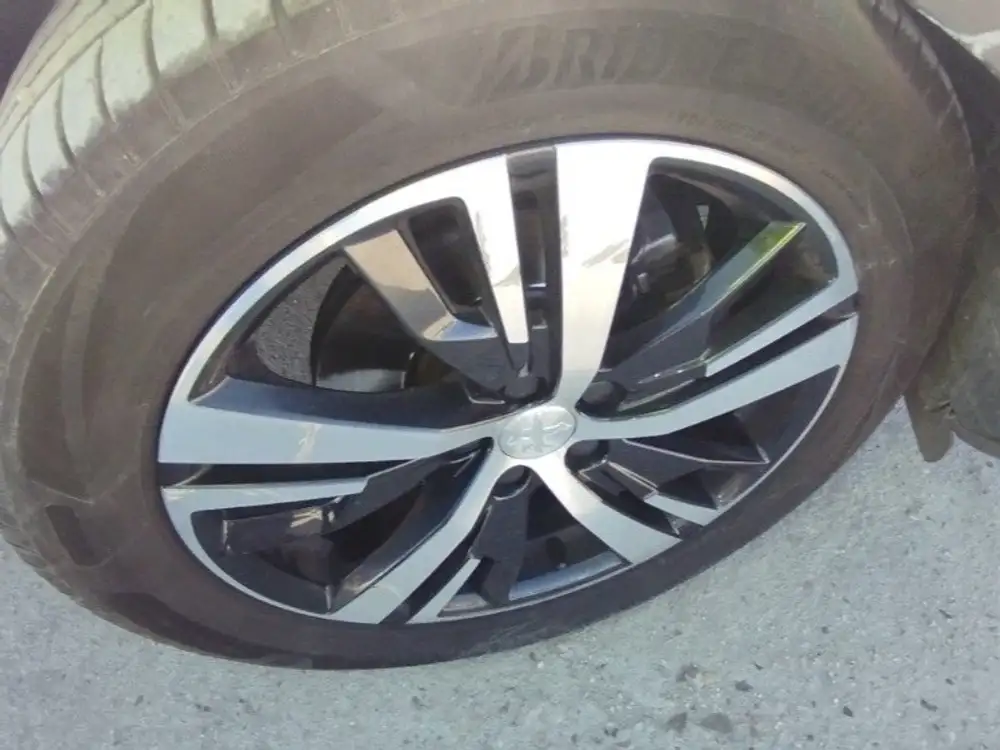 PEUGEOT 3008 - Foto 13 | Clidrive