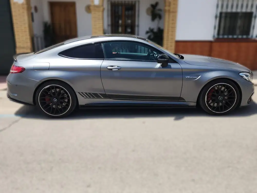 MERCEDES clase c