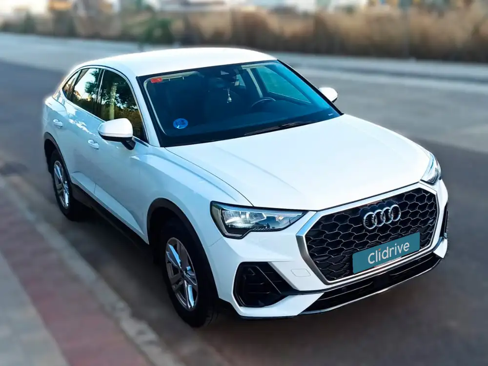 AUDI q3 sportback