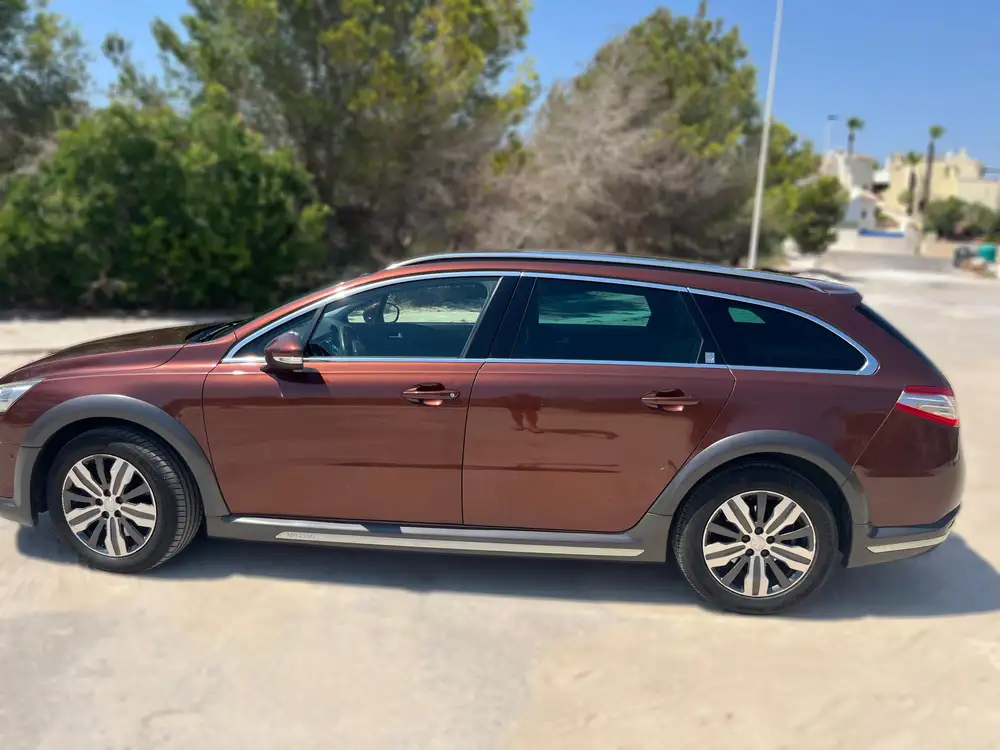 RXH Full Hybrid Diésel 200CV