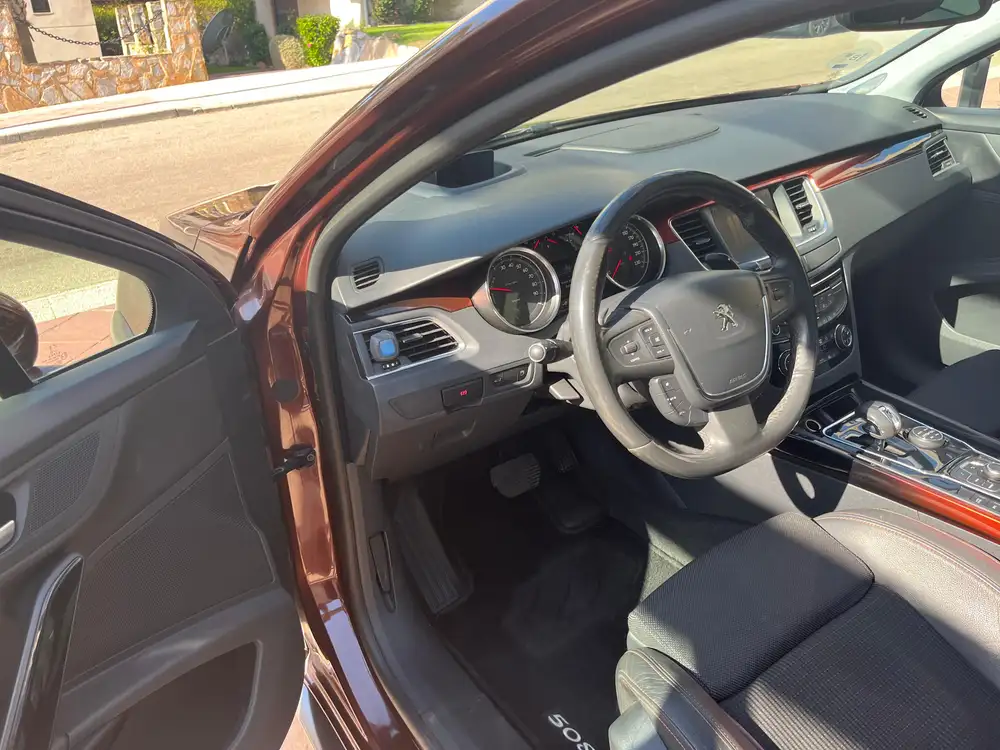 RXH Full Hybrid Diésel 200CV