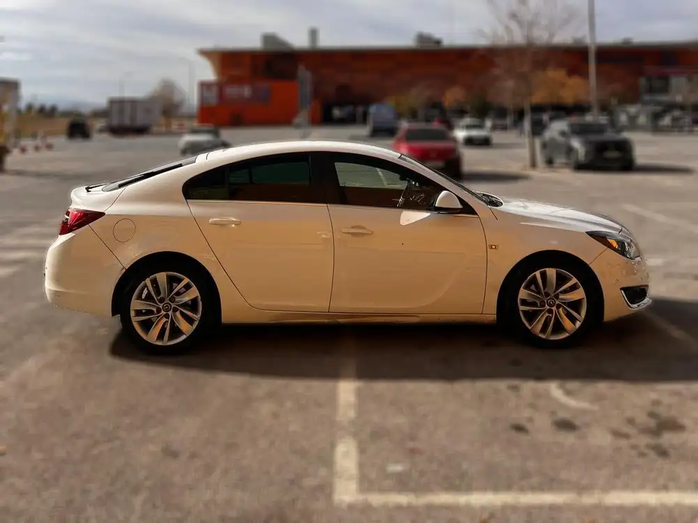 OPEL insignia