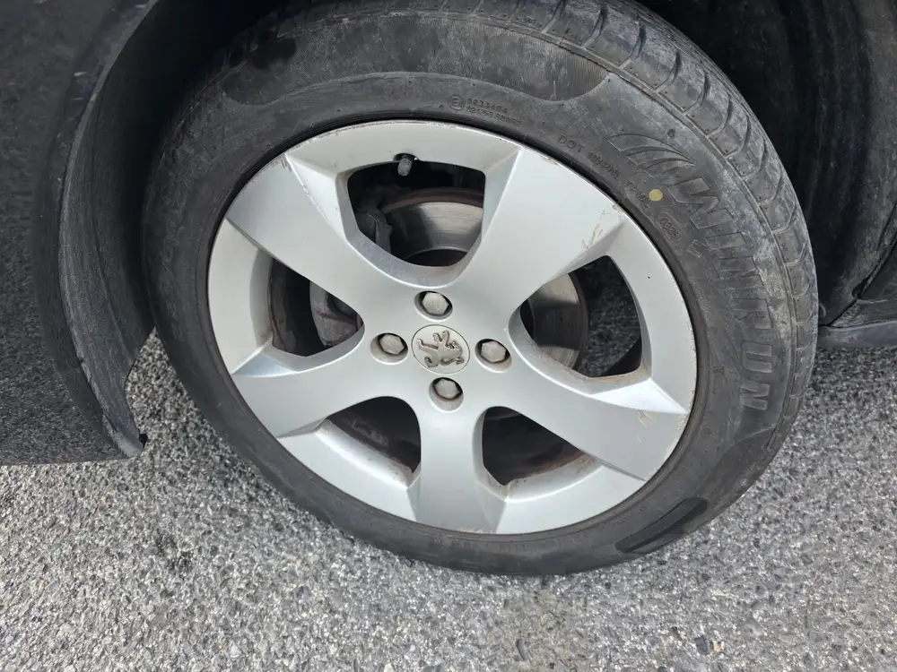 PEUGEOT 3008 - Foto 17 | Clidrive