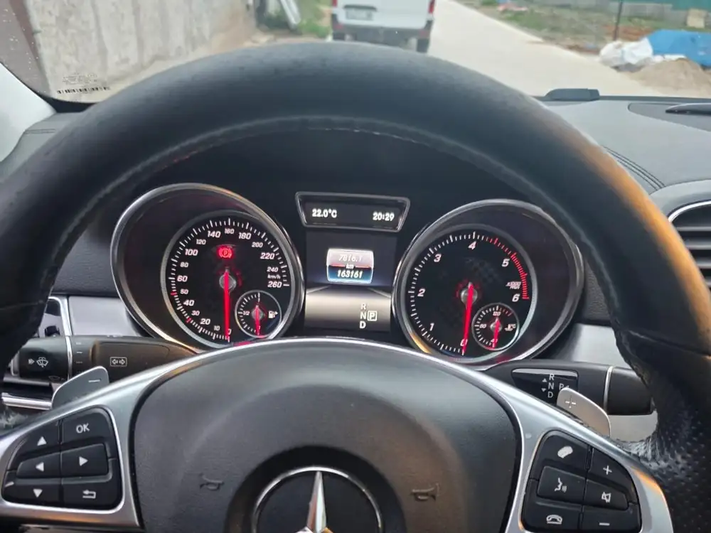 MERCEDES Clase GLE Coupé - Foto 8 | Clidrive