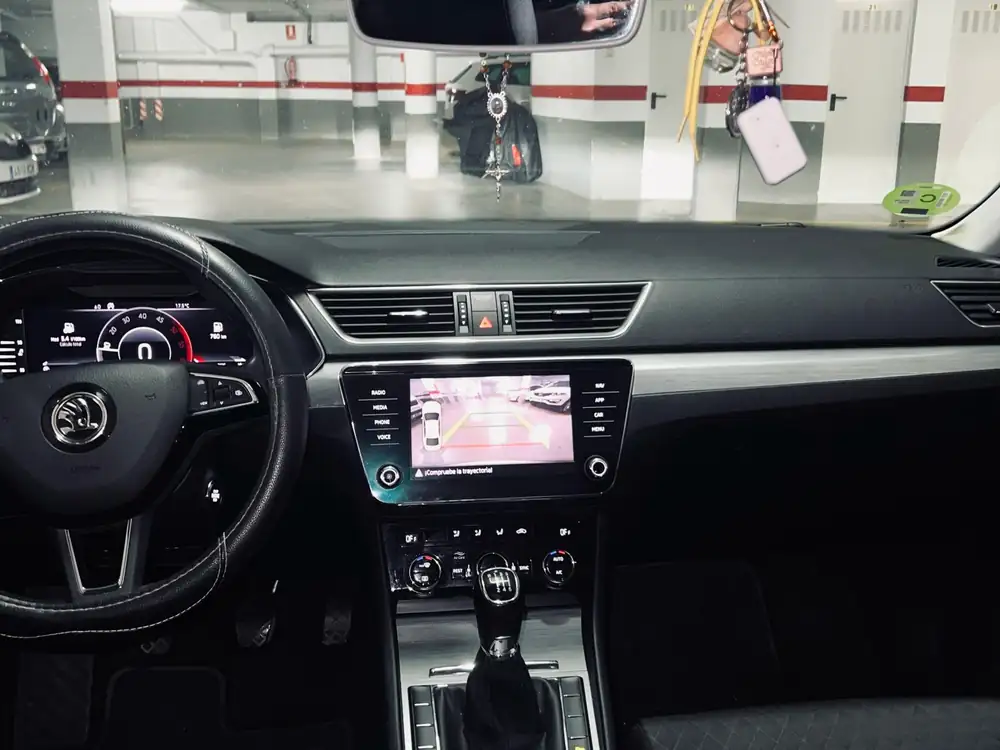SKODA superb
