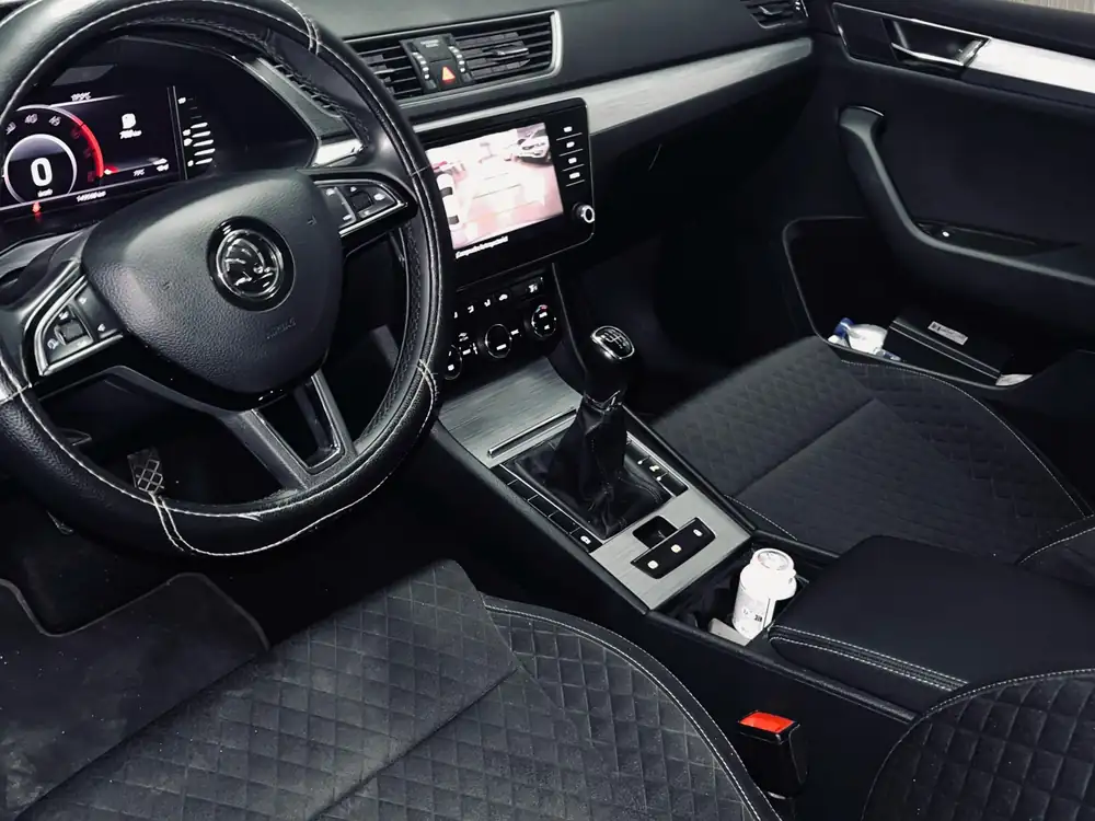 SKODA superb