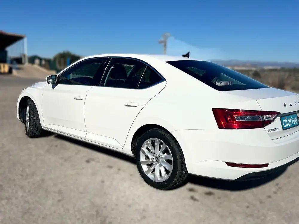 SKODA superb