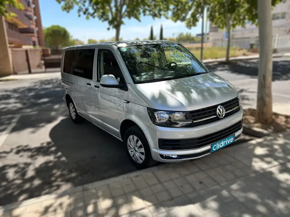 VOLKSWAGEN caravelle