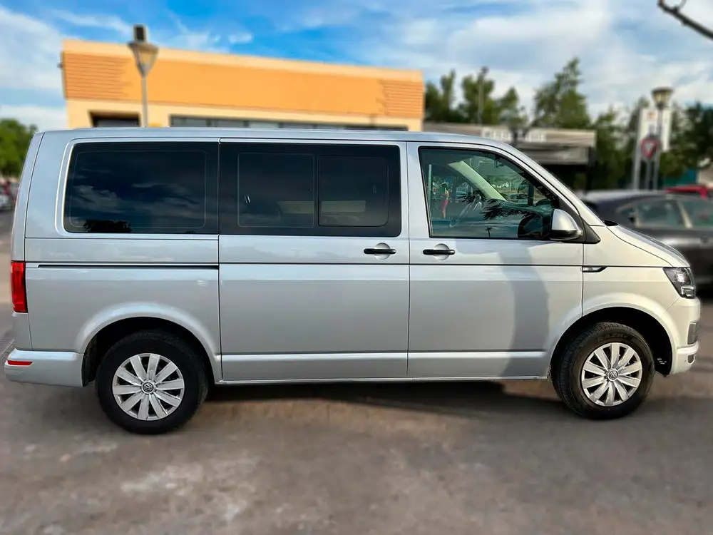VOLKSWAGEN caravelle