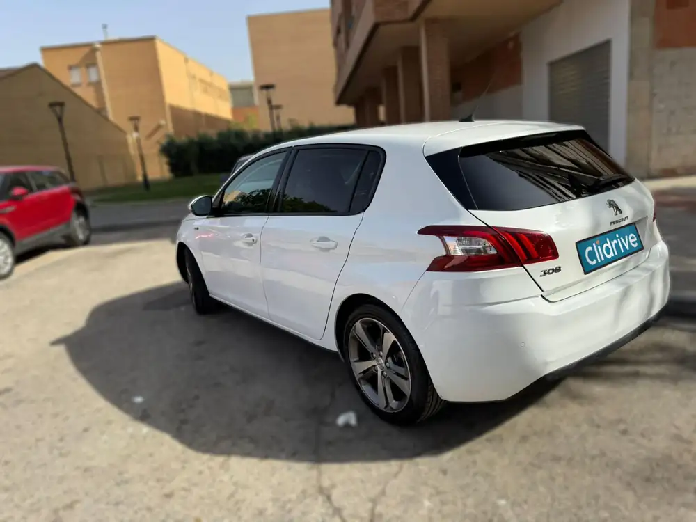 Allure 1.2 PureTech 96KW 130CV SS