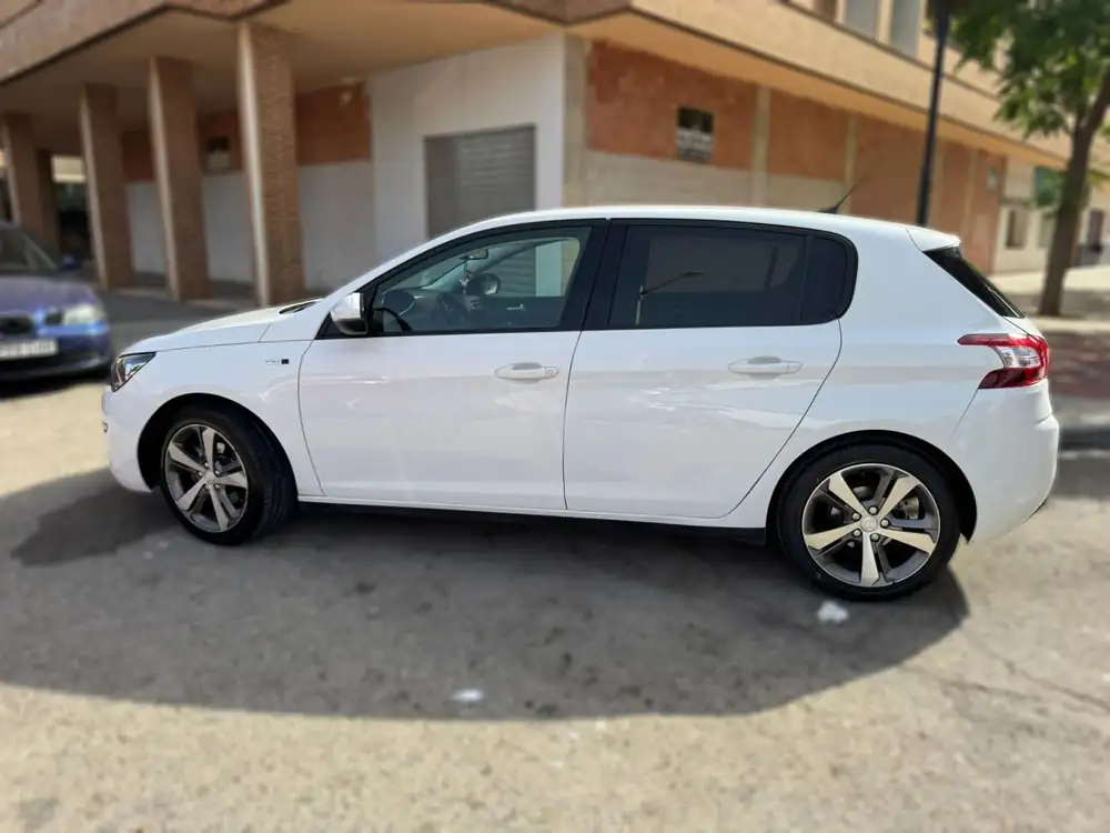 Allure 1.2 PureTech 96KW 130CV SS