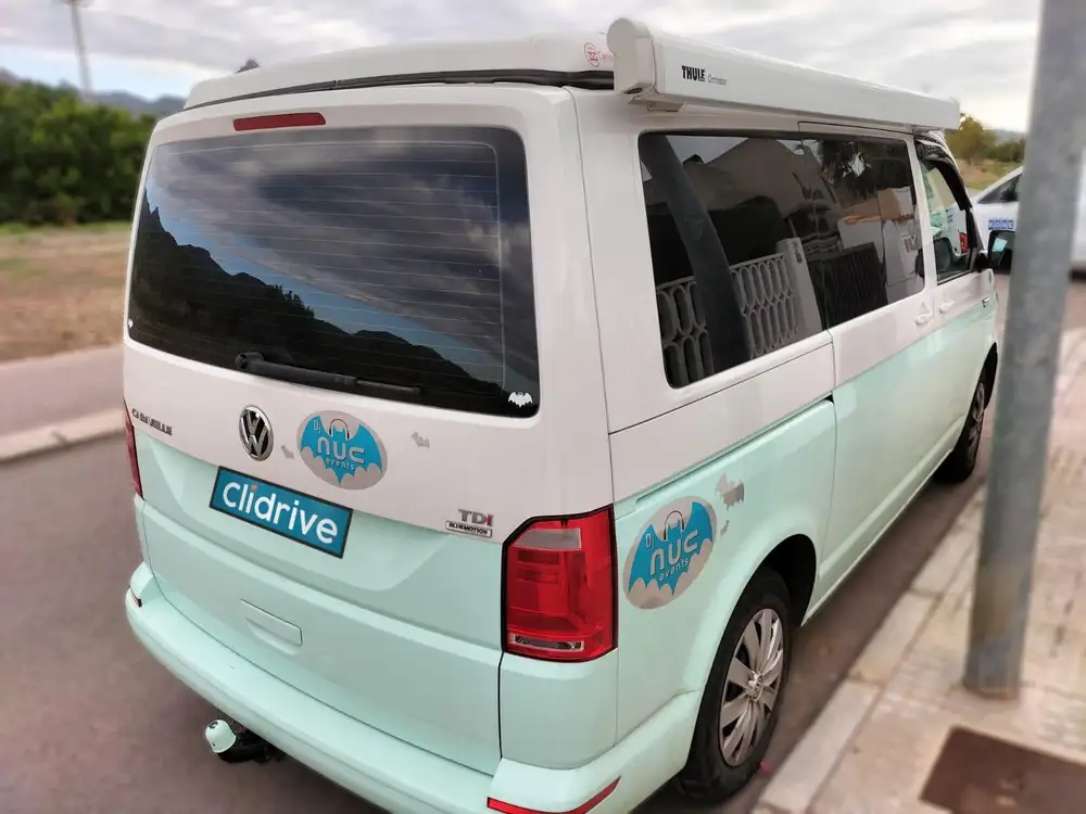 VOLKSWAGEN caravelle