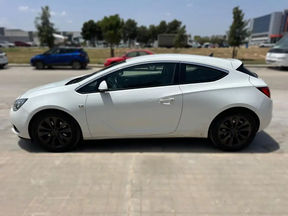 OPEL gtc