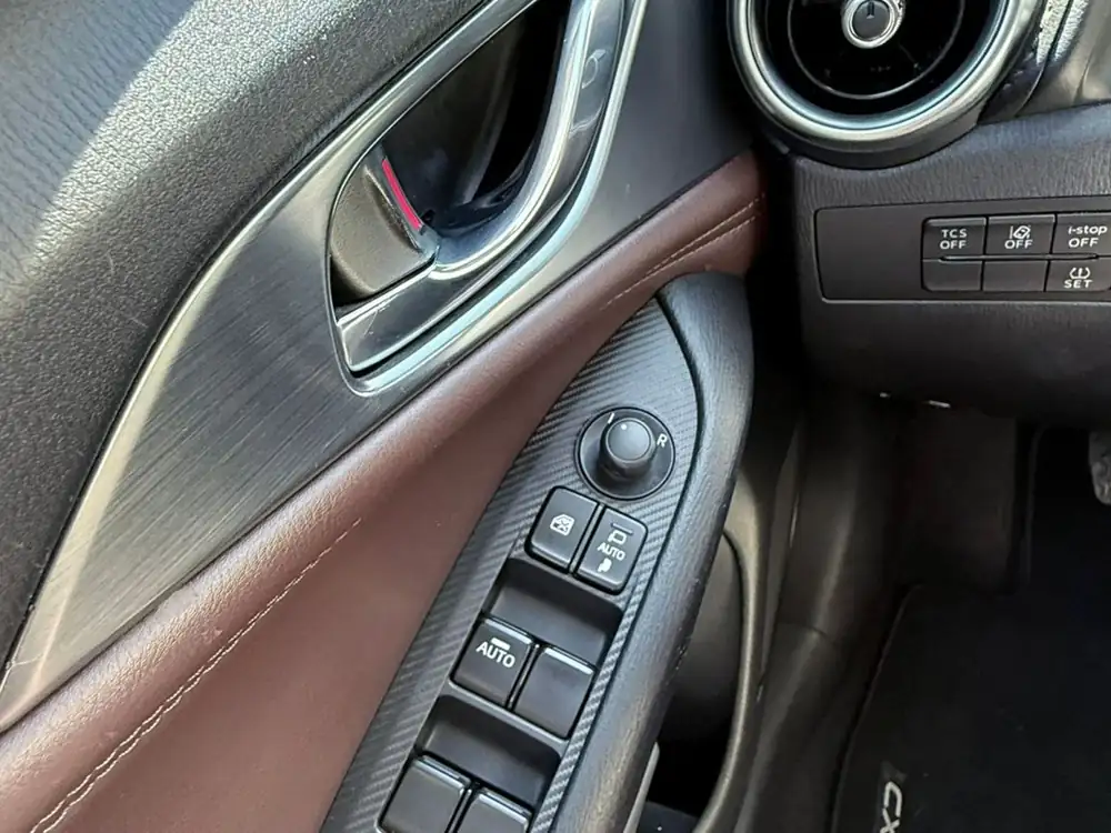 MAZDA cx-3