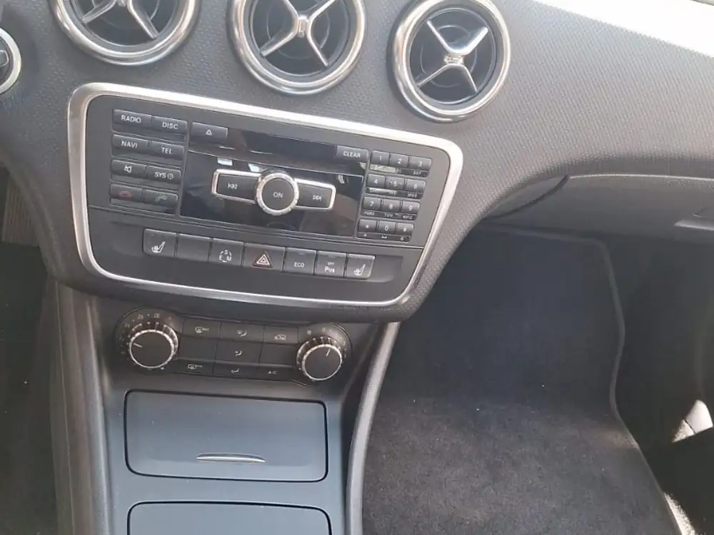 MERCEDES clase a