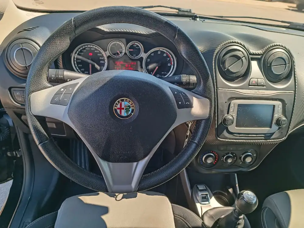 ALFA ROMEO mito